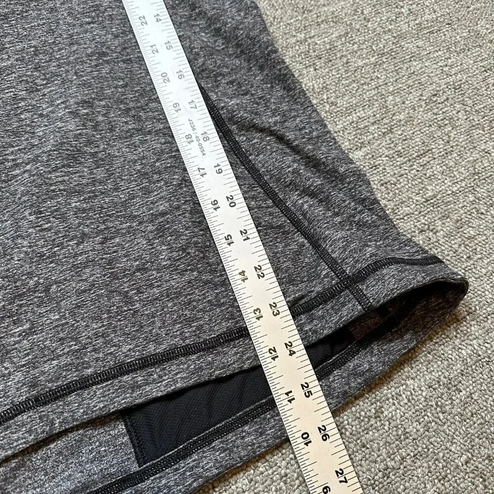 Lululemon Runner Long Sleeve in Heathered Grey w/ Reflectors Size 8